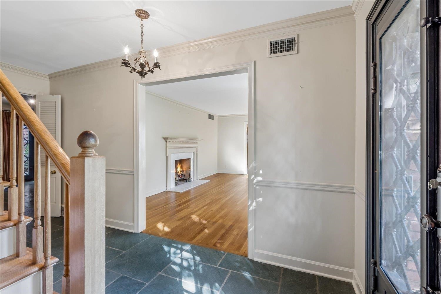 307 S Grove Park Rd S Property Photo 6