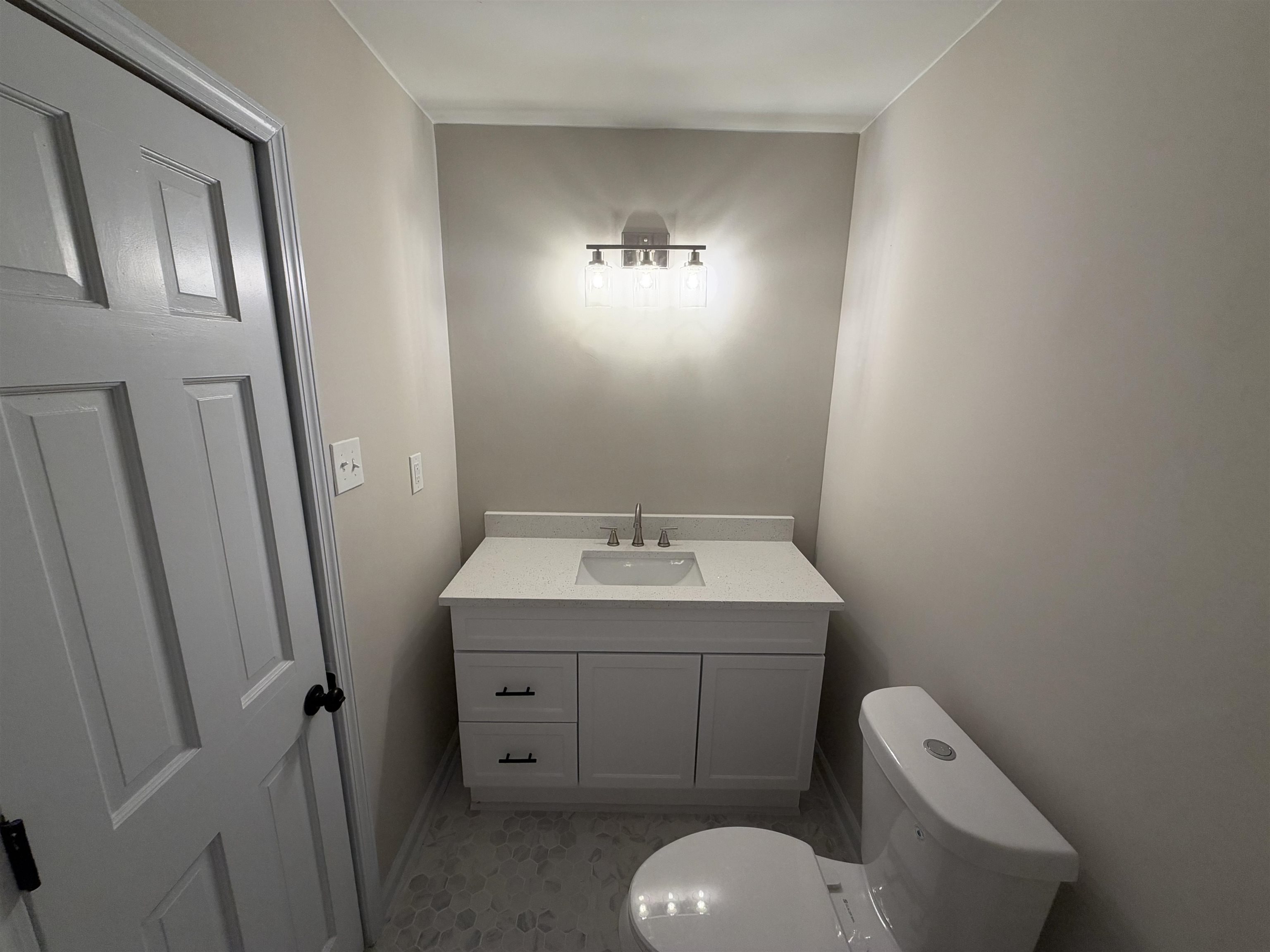 5235 Banbury Dr Property Photo 15