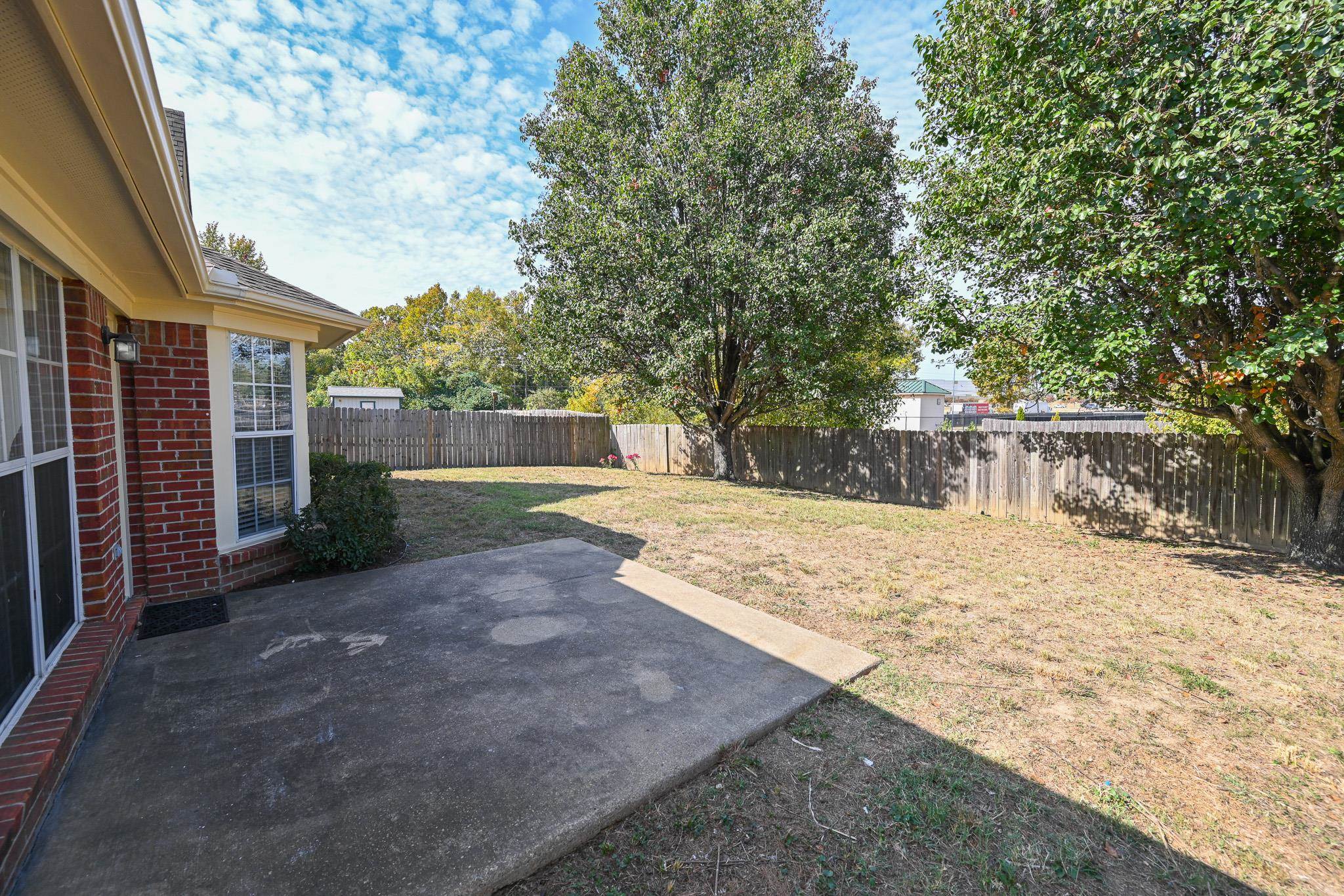945 Lakemont Dr Property Photo 32
