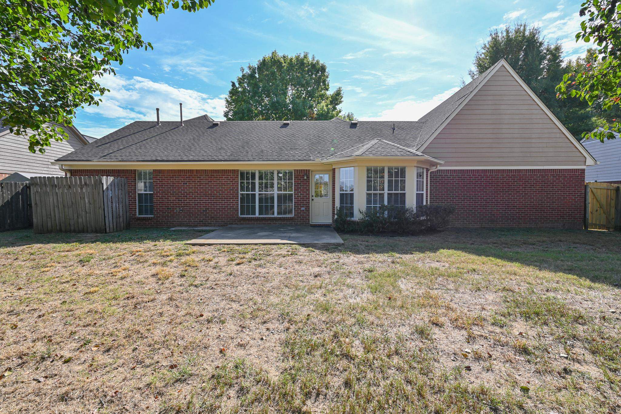 945 Lakemont Dr Property Photo 33