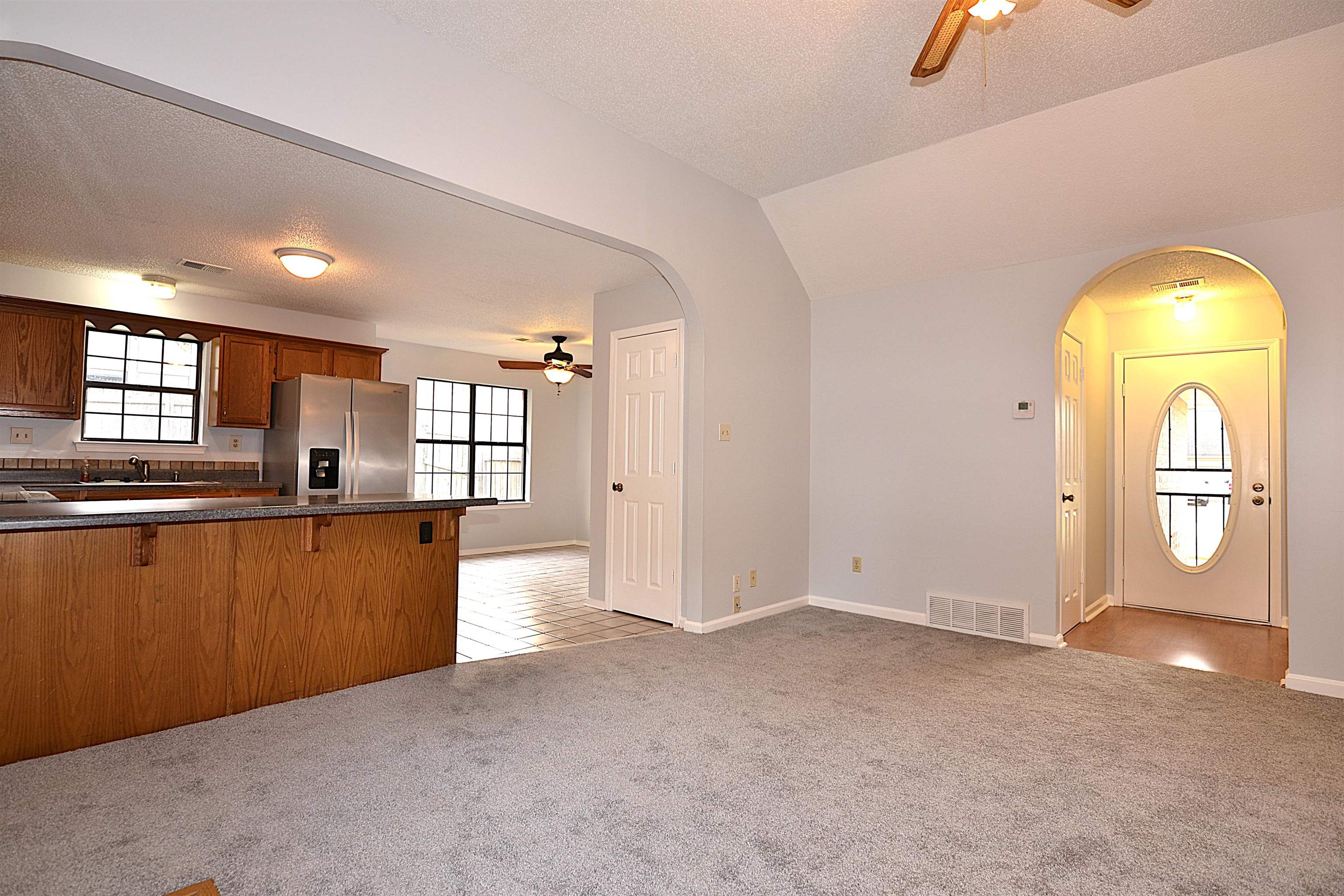7076 Maplewood Dr Property Photo 5