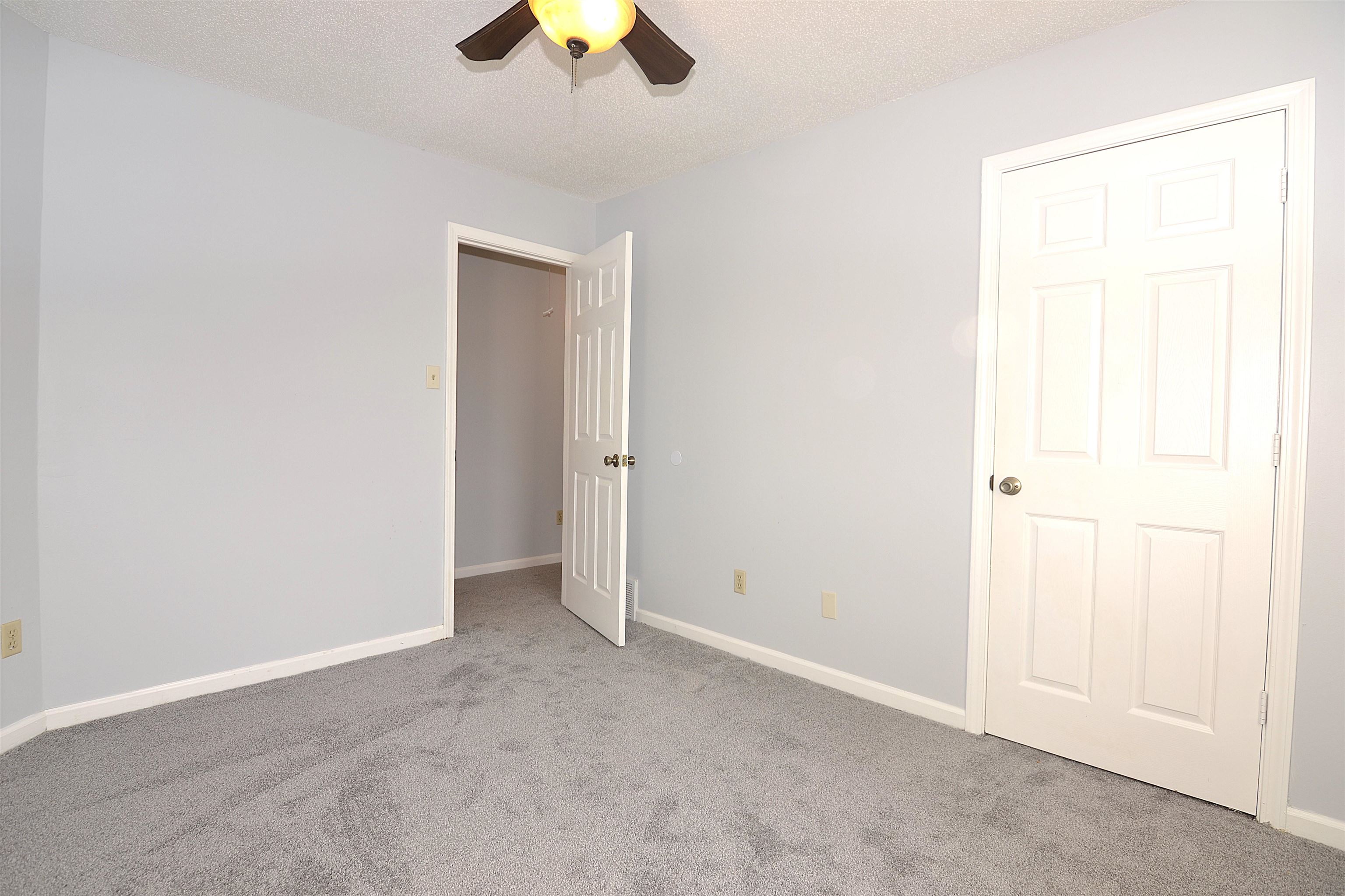 7076 Maplewood Dr Property Photo 17