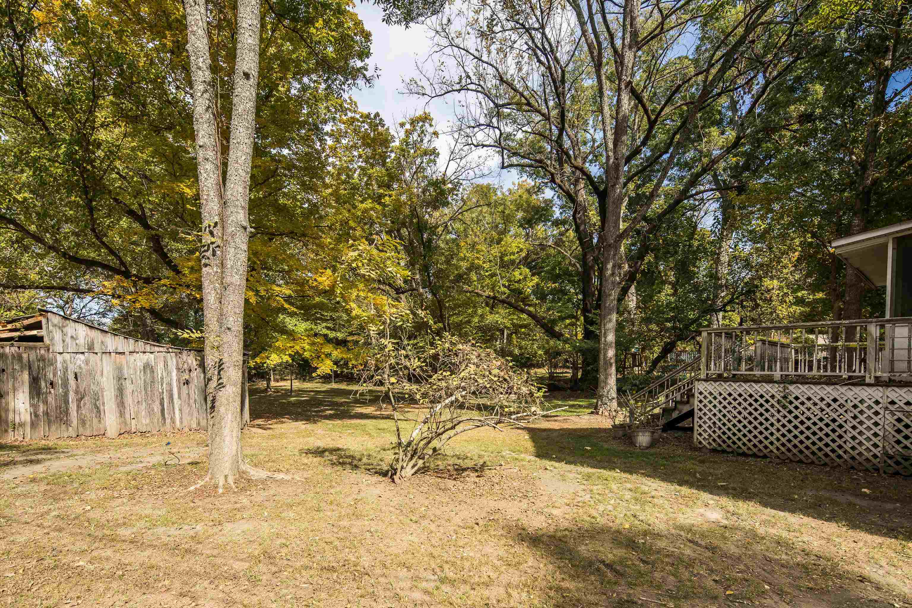 306 E Marginal St Property Photo 30