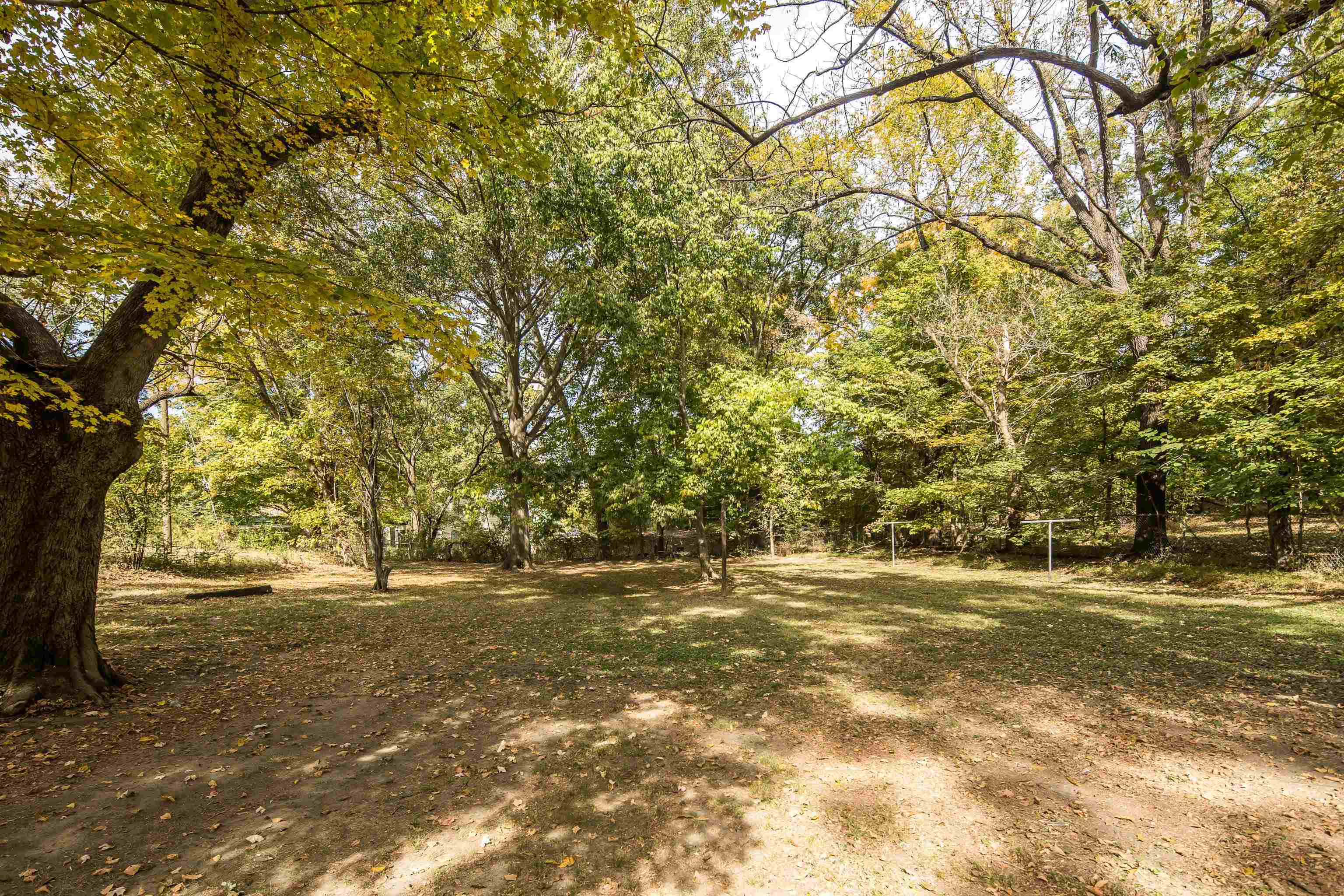 306 E Marginal St Property Photo 34