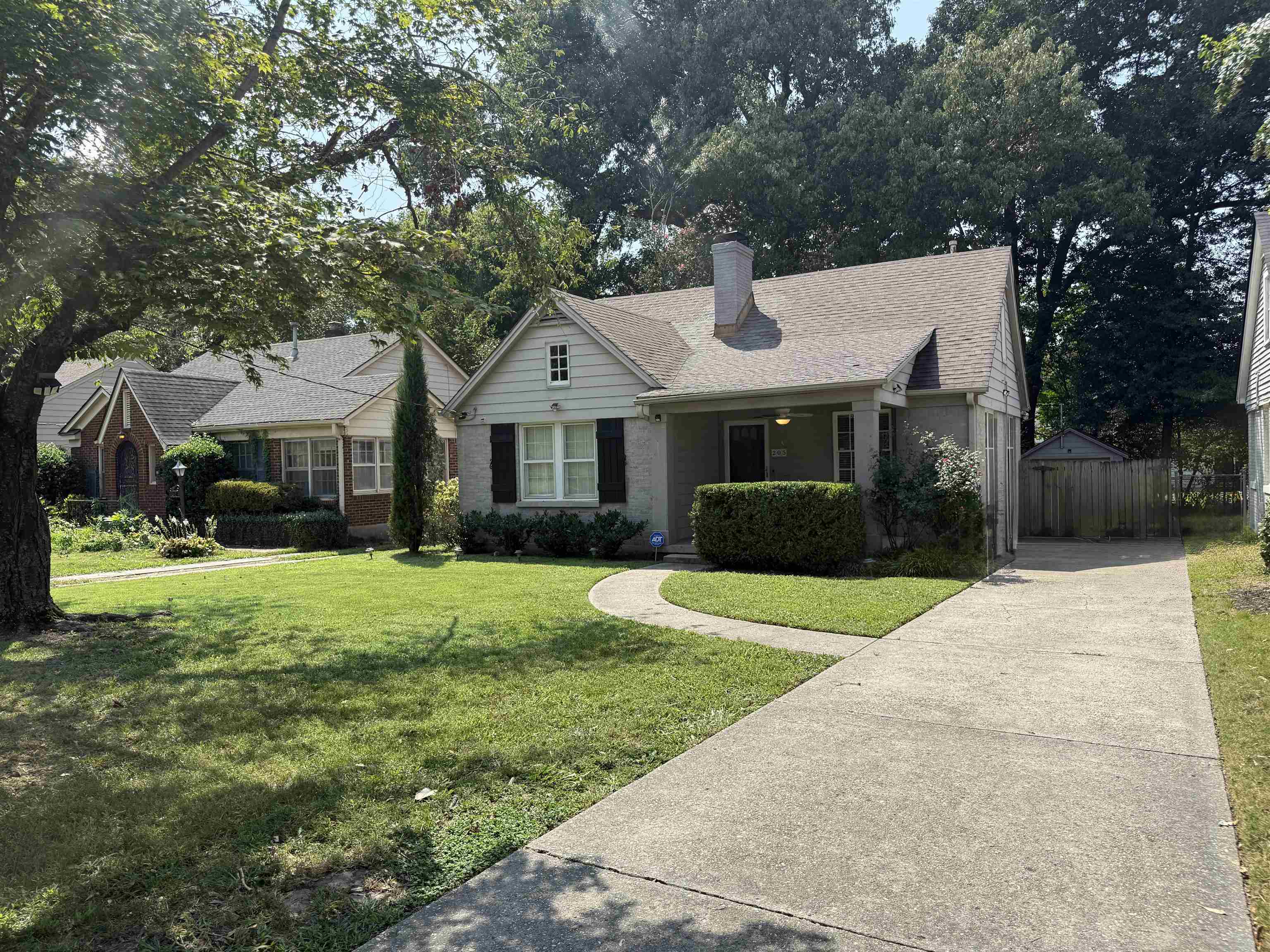 205 S Reese St Property Photo 3