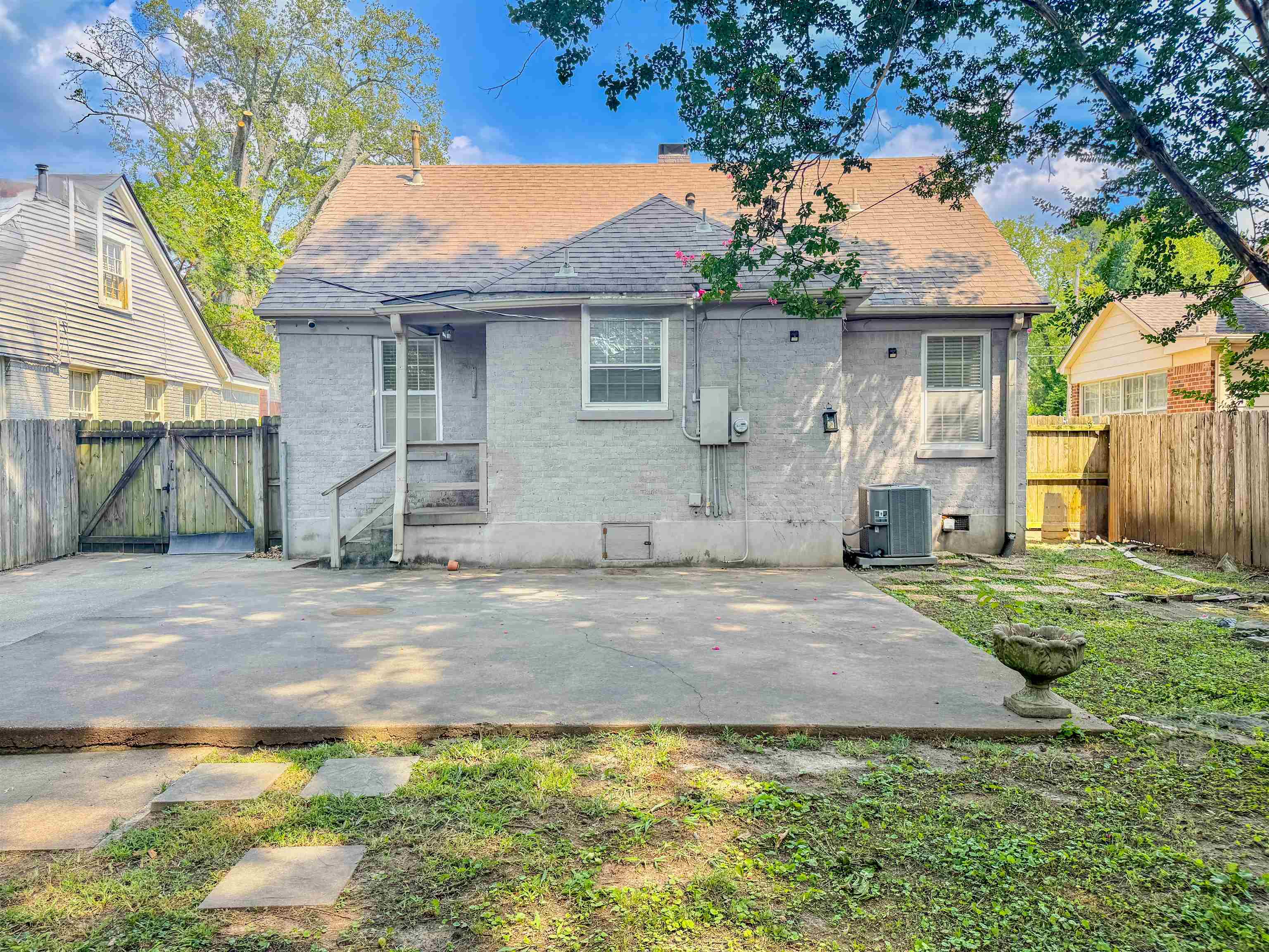 205 S Reese St Property Photo 25