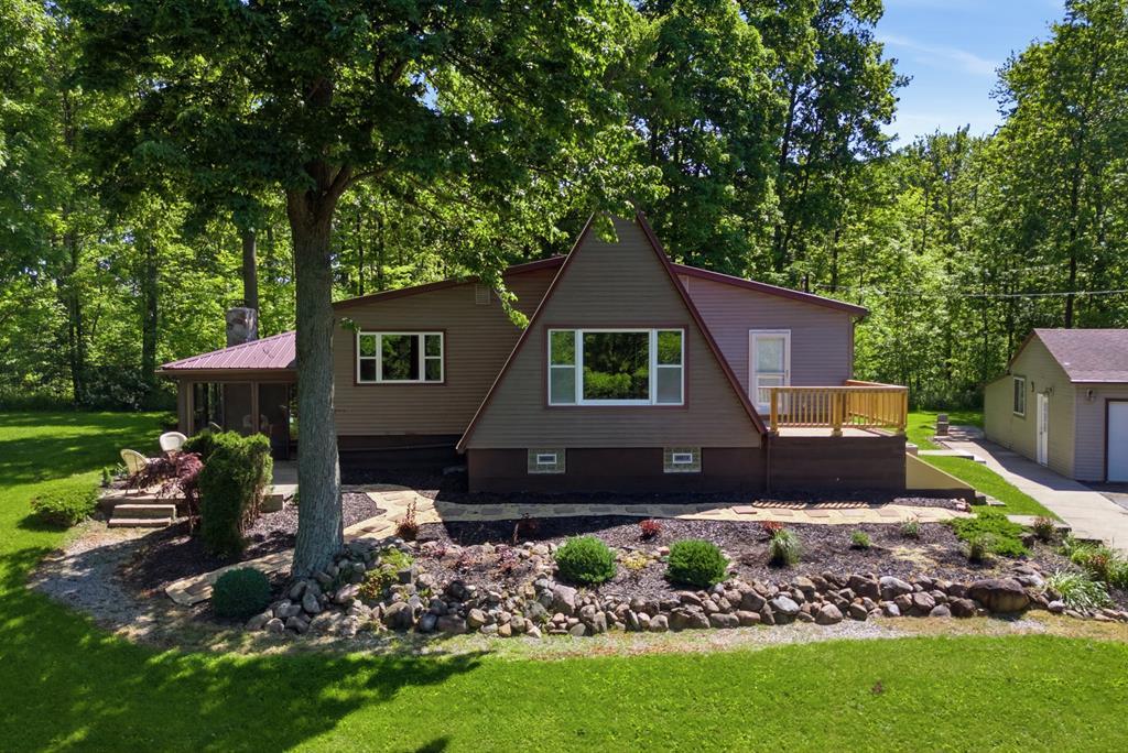 190 County Rd 800 Property Photo 3