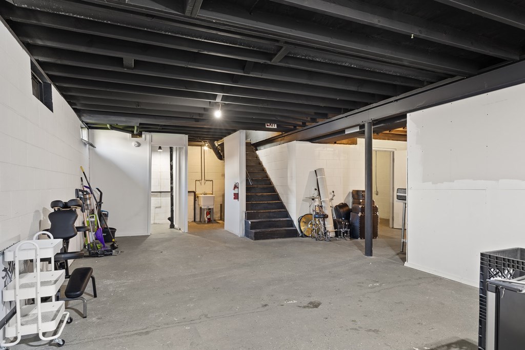 128 Walter St Property Photo 18