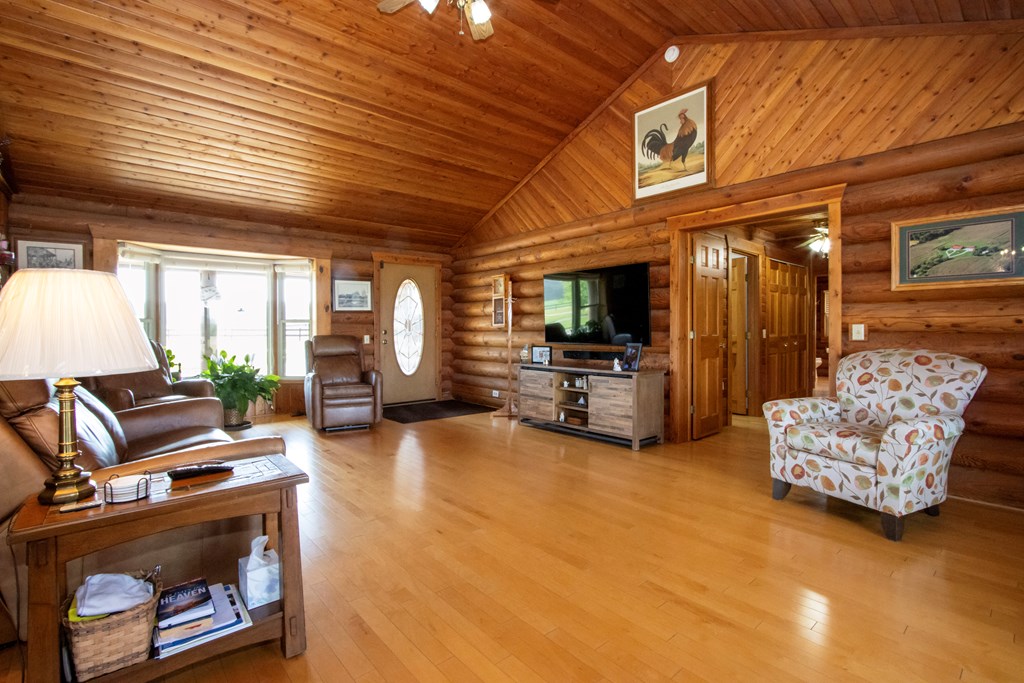 454 State Route 60 Property Photo 14