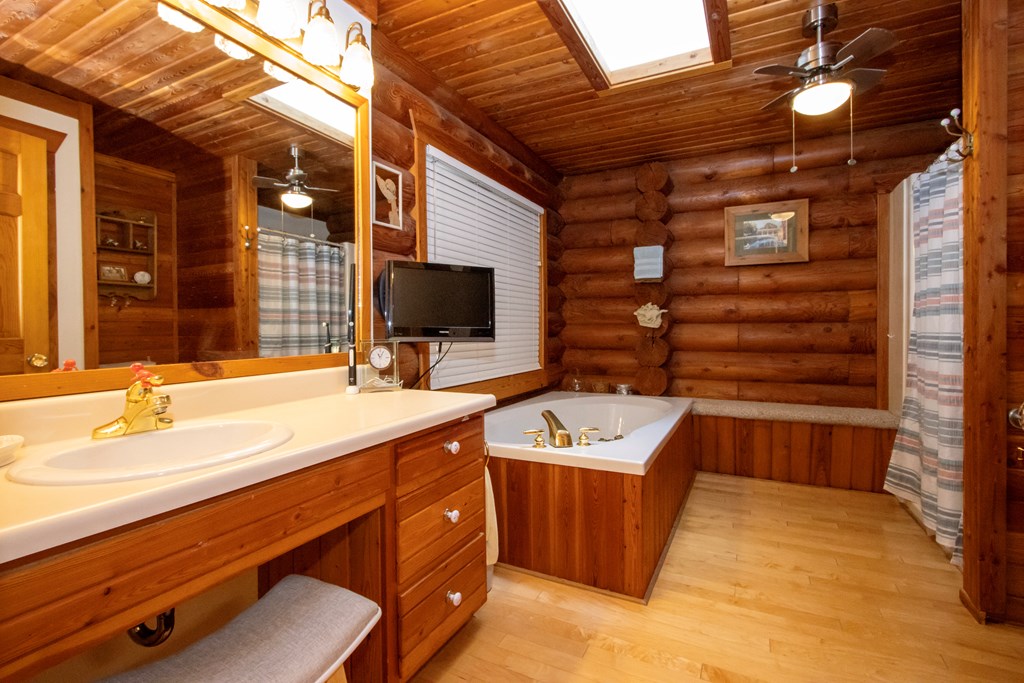 454 State Route 60 Property Photo 23