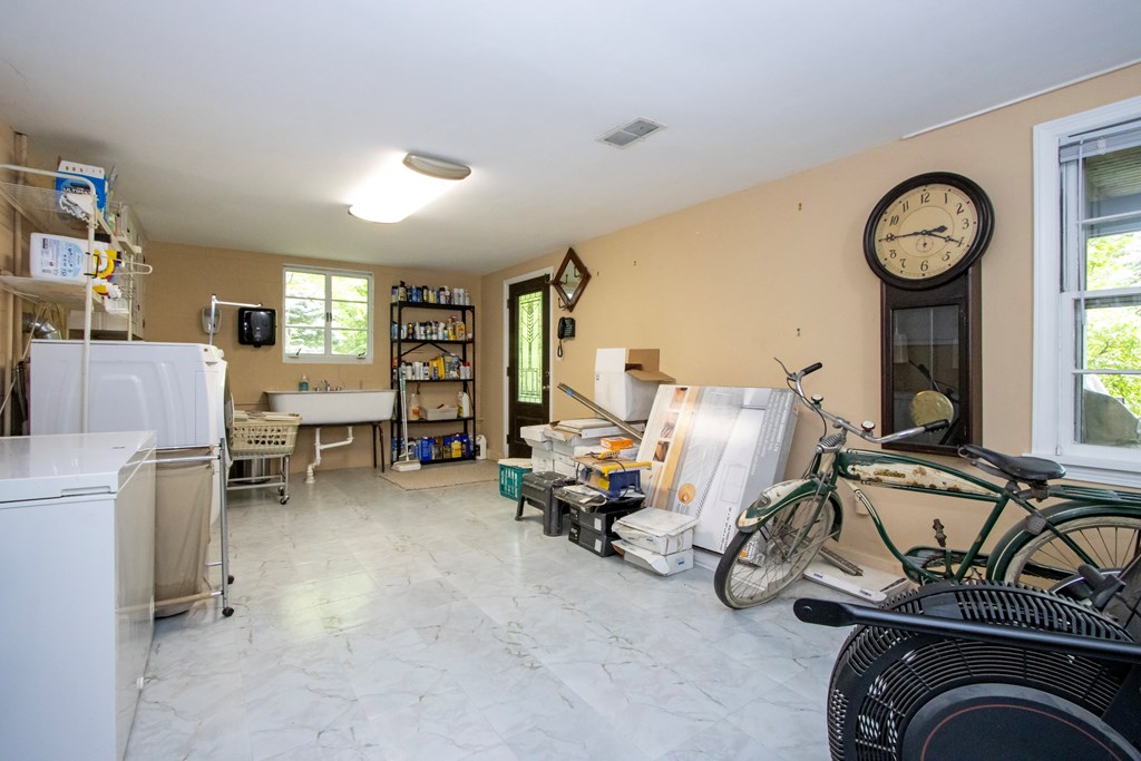 330 North Countryside Drive Property Photo 33