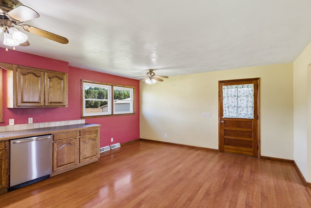 1134 Township Road 926 Property Photo 7