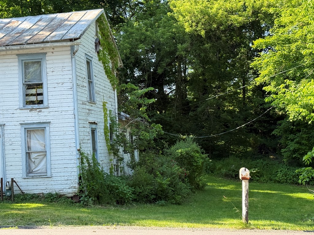 59 Maine St Property Photo 4