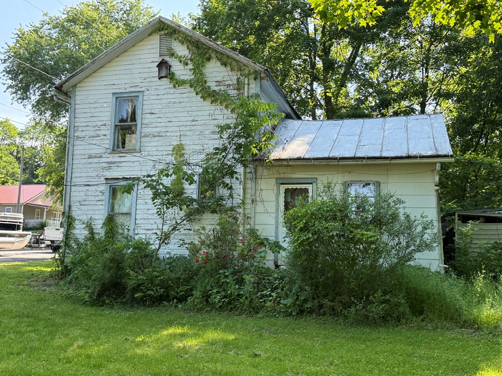 59 Maine St Property Photo 8