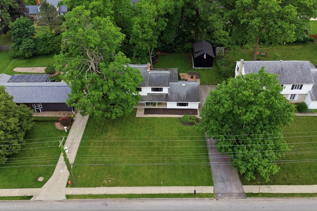 807 Hillcrest Dr. Property Photo 26
