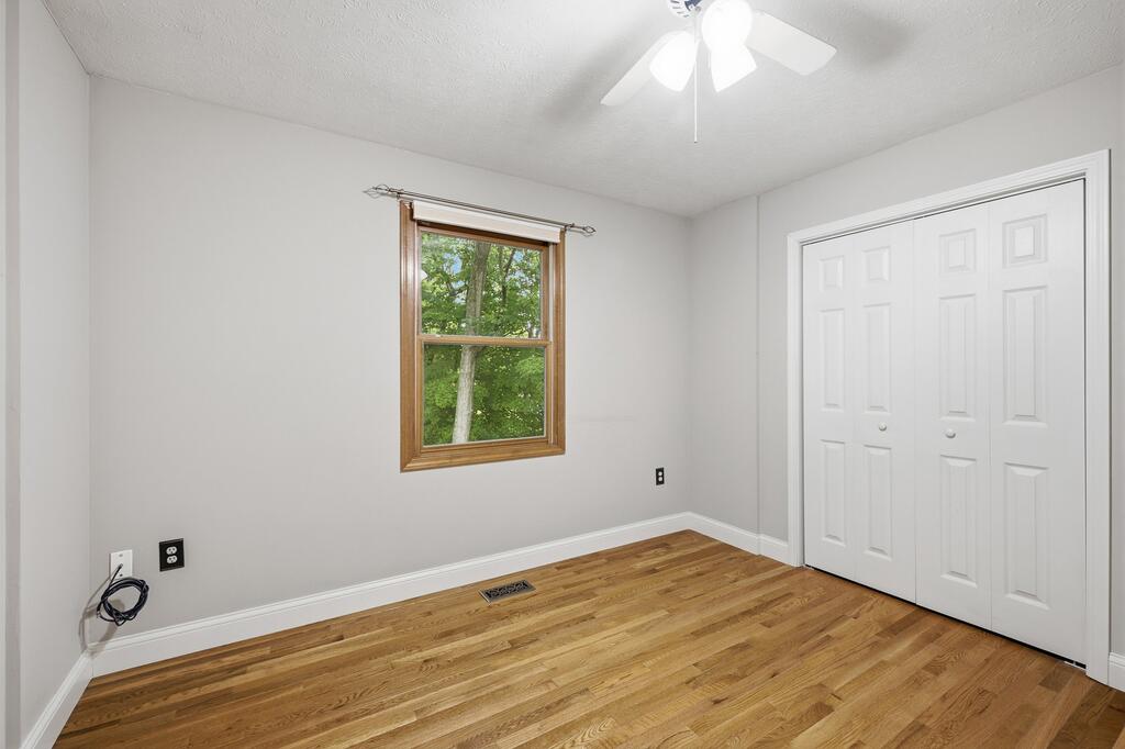 2316 Woodview Ct. Property Photo 21