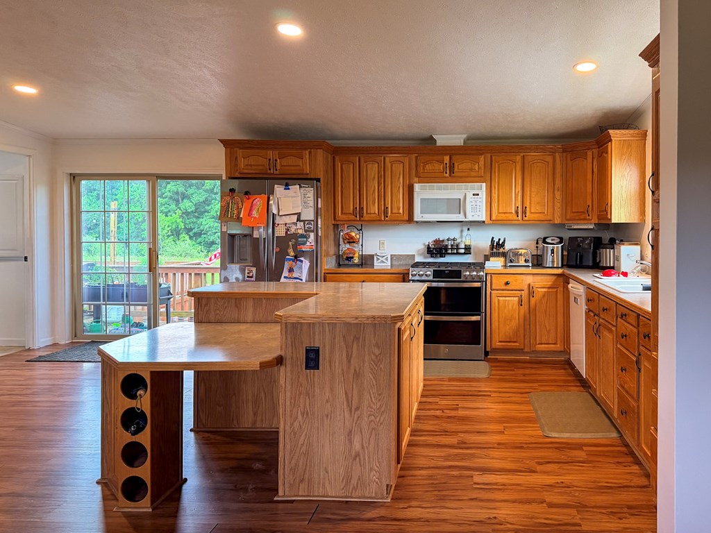 405 County Road 681 Property Photo 15