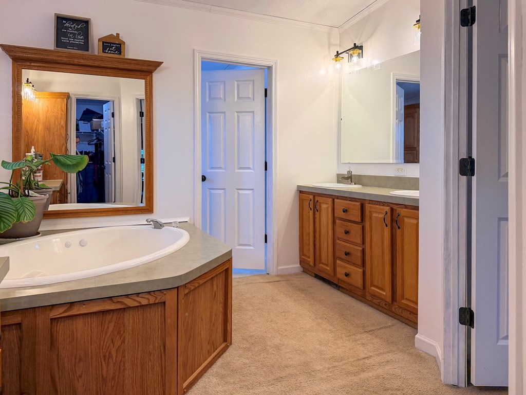 405 County Road 681 Property Photo 40