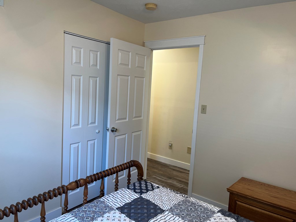 991 Nevin Street Property Photo 11