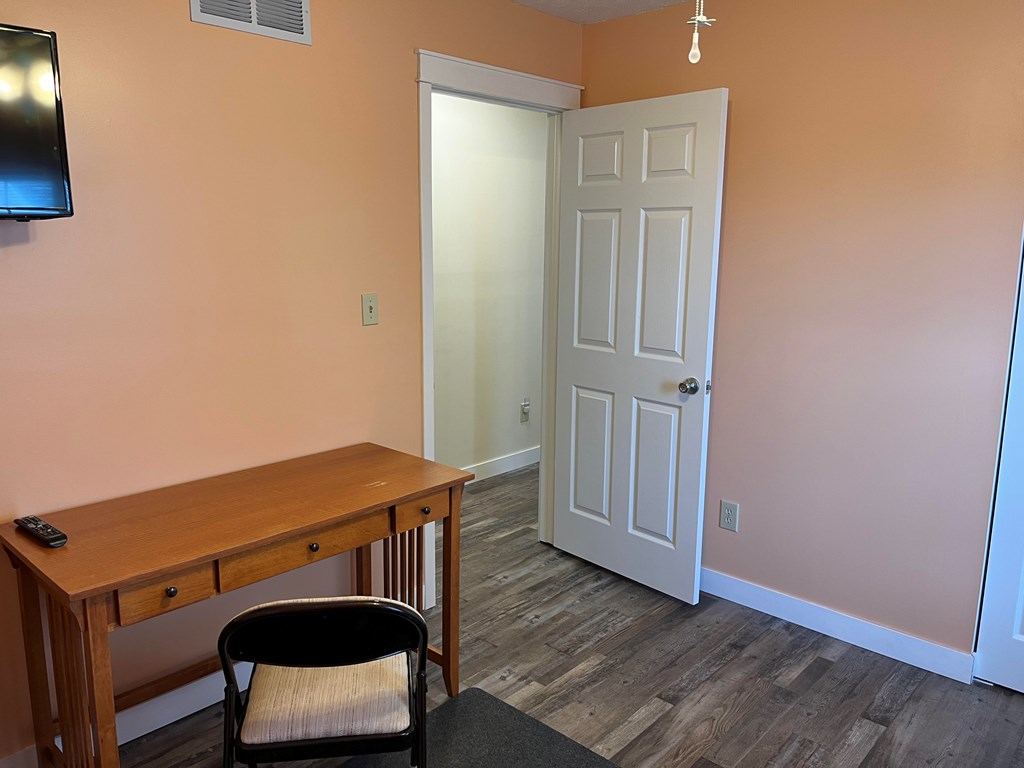 991 Nevin Street Property Photo 13