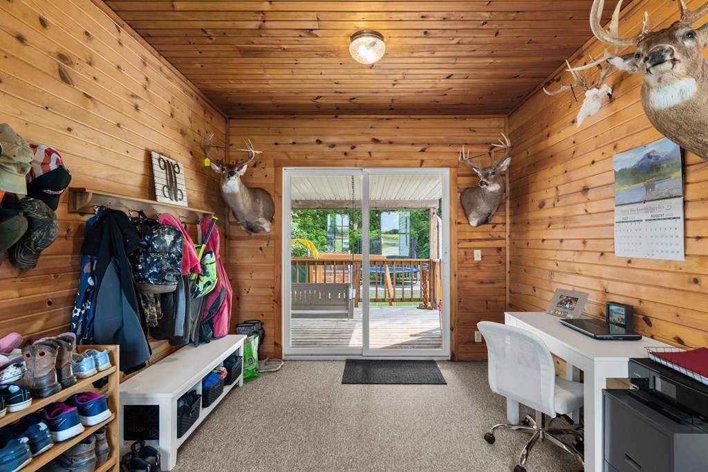 369 U.s. 250 Property Photo 15