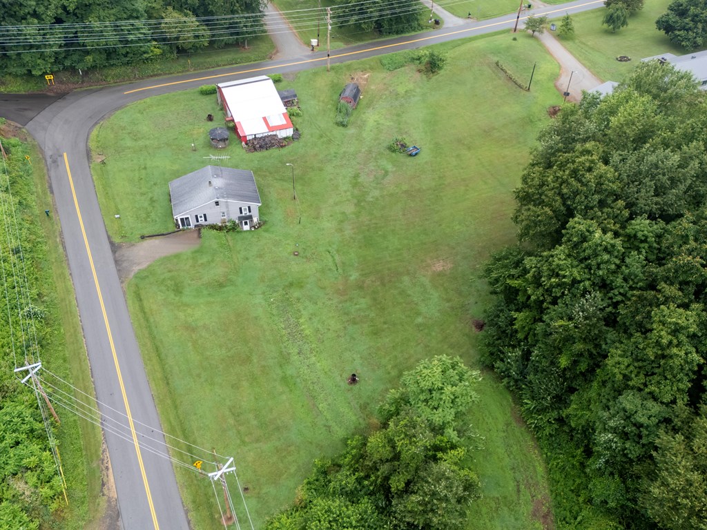 2579 County Road 1075 Property Photo 4