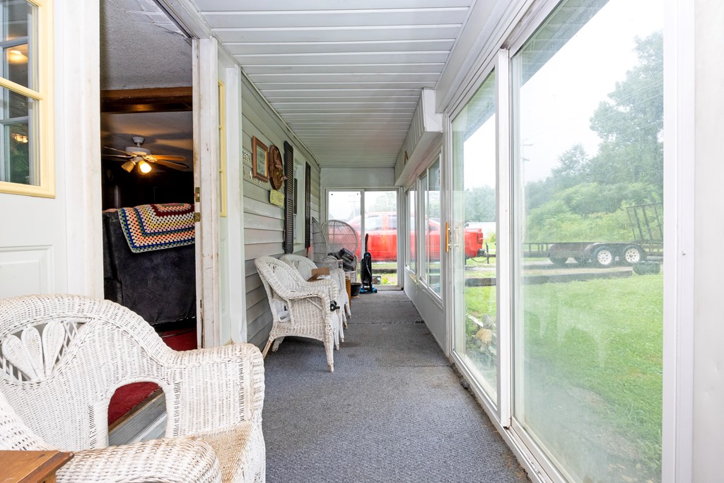2579 County Road 1075 Property Photo 11