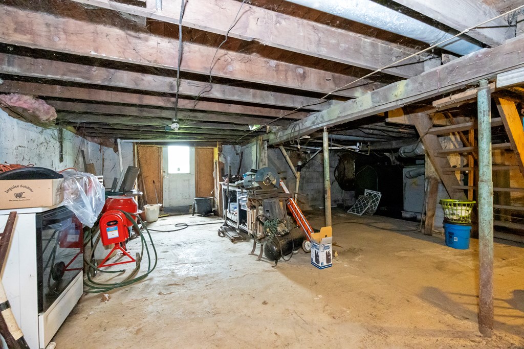 2579 County Road 1075 Property Photo 15