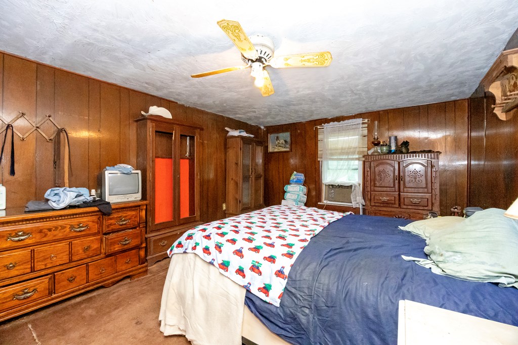 2579 County Road 1075 Property Photo 18