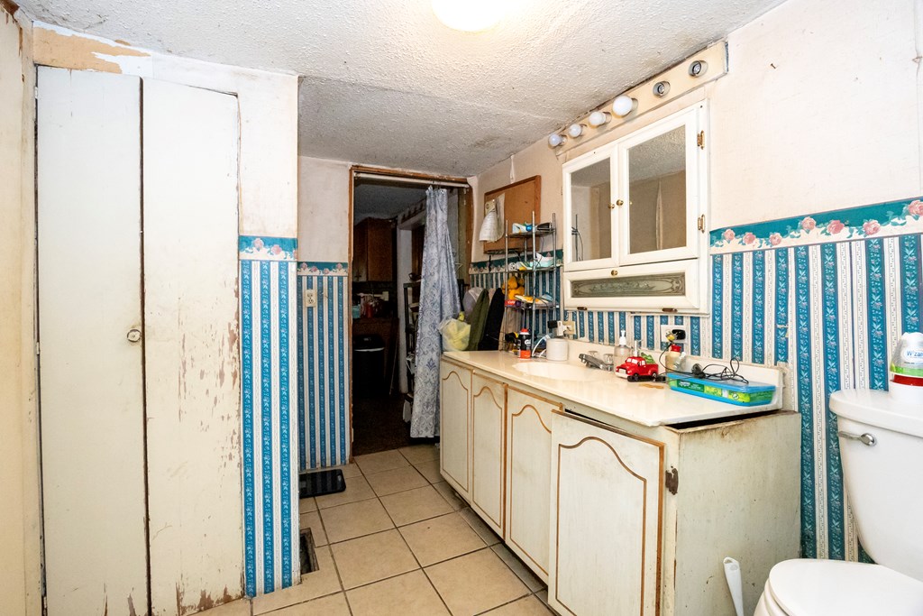 2579 County Road 1075 Property Photo 21
