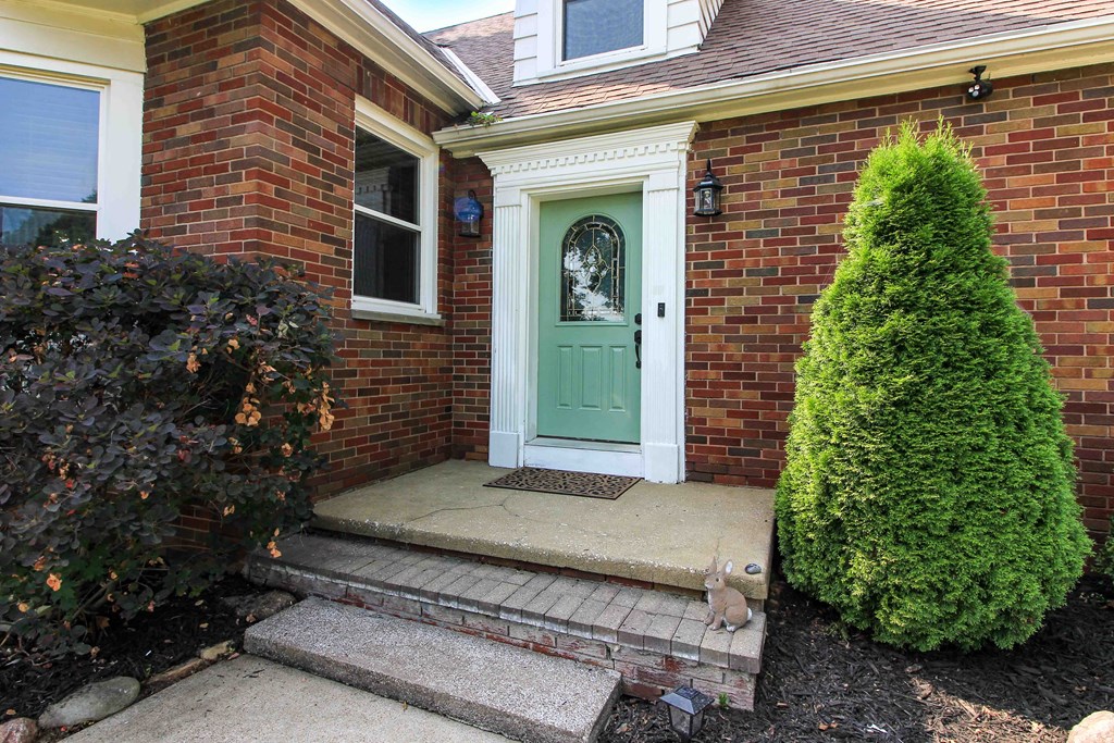 1060 Broad St Property Photo 2