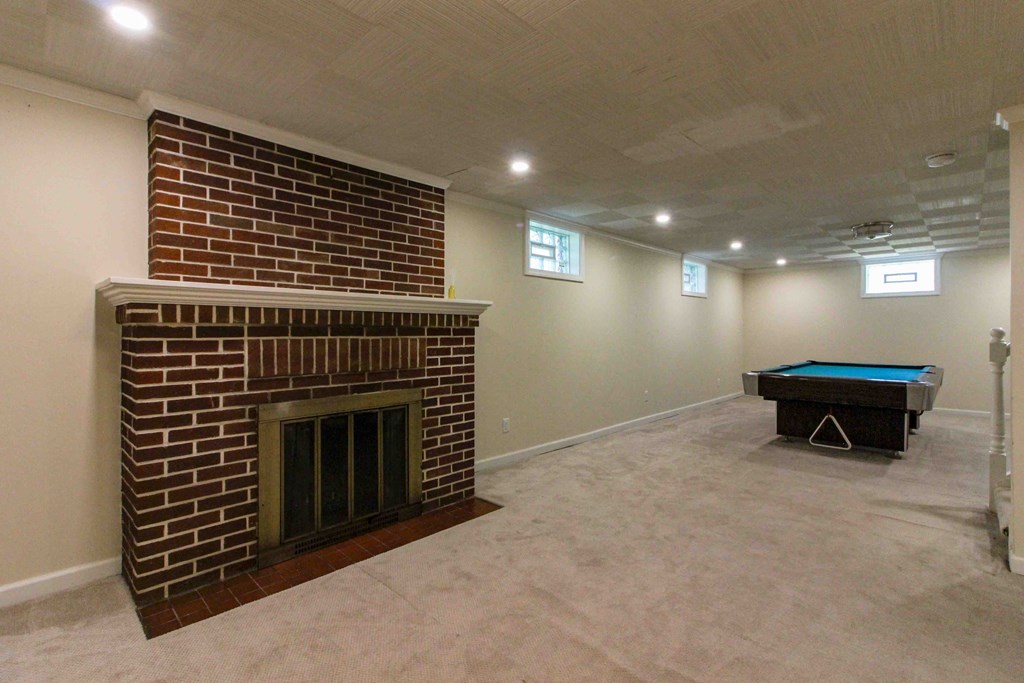 1060 Broad St Property Photo 27