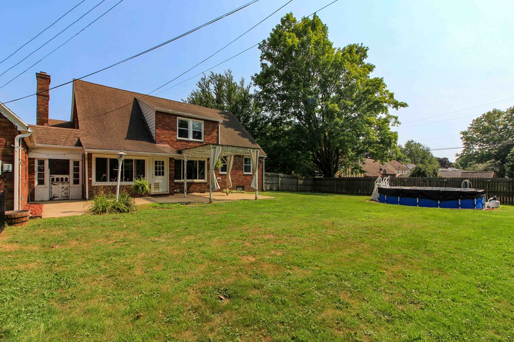 1060 Broad St Property Photo 31