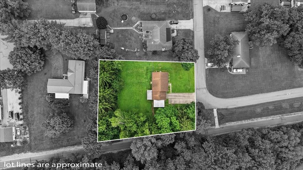 15 E Mound St Property Photo 1