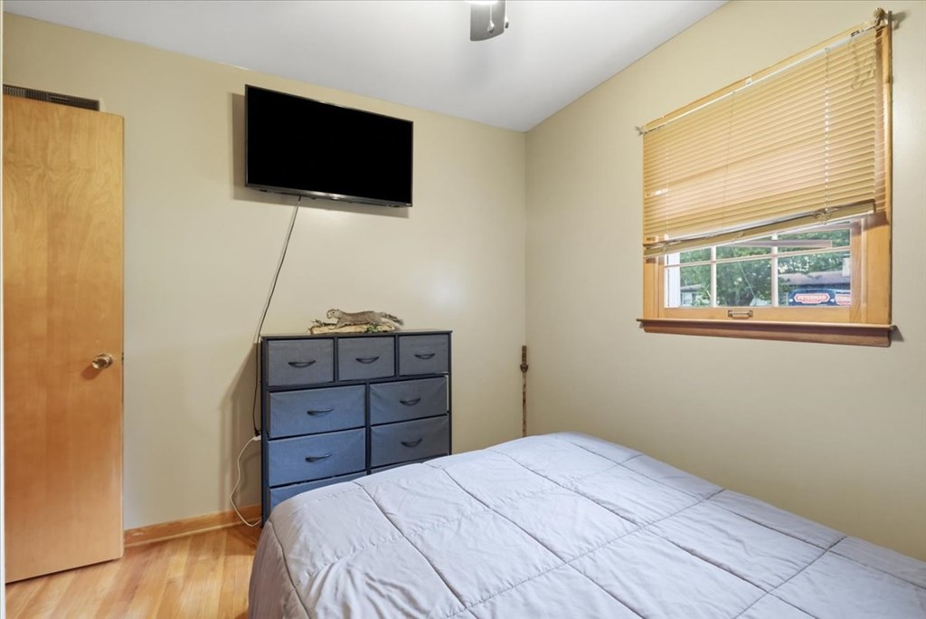 15 E Mound St Property Photo 13