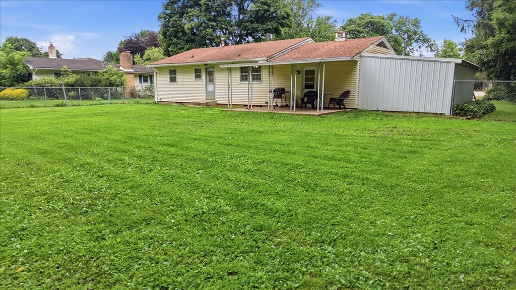 15 E Mound St Property Photo 23