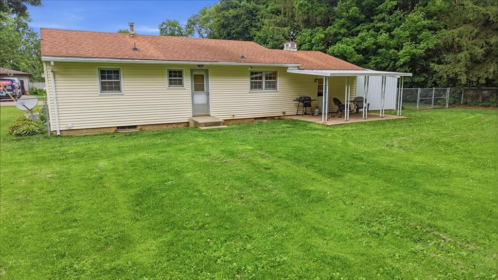 15 E Mound St Property Photo 24