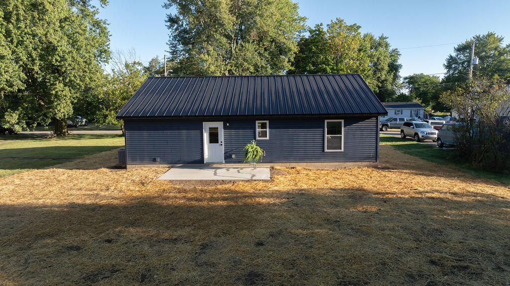 22 Summit Avenue Property Photo 3