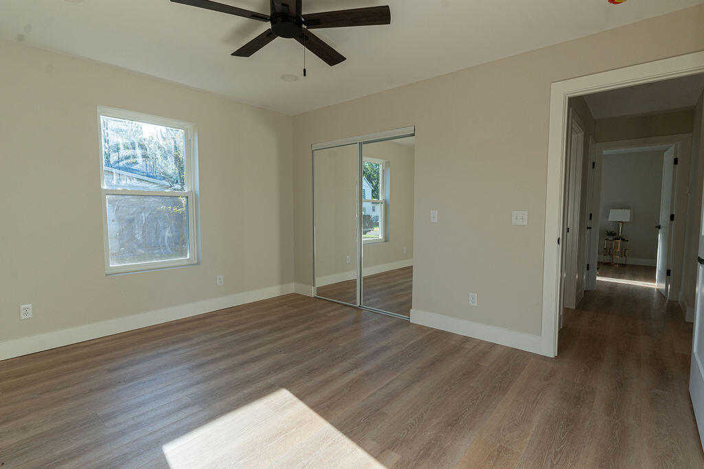 22 Summit Avenue Property Photo 24