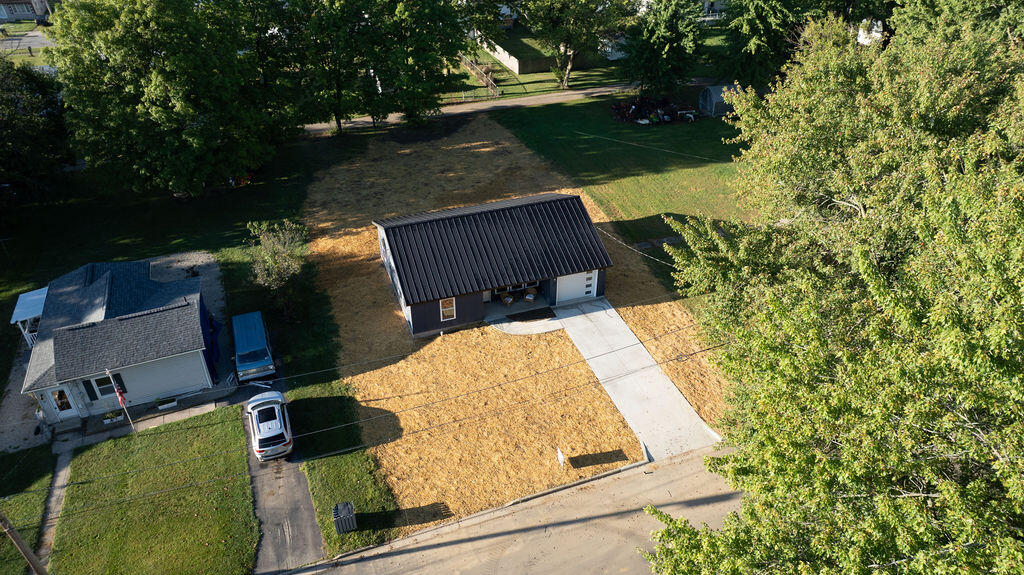 22 Summit Avenue Property Photo 40