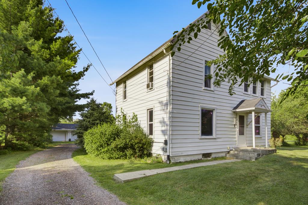 5446 Lincoln Hwy. Property Photo 1