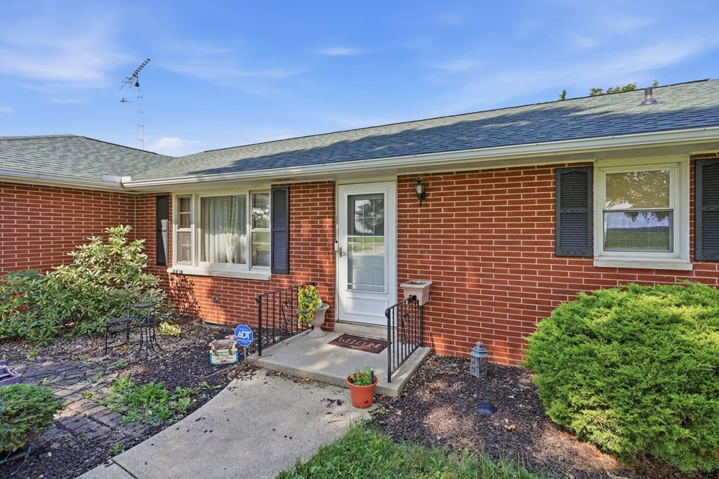 2638 Smith Road Property Photo 2