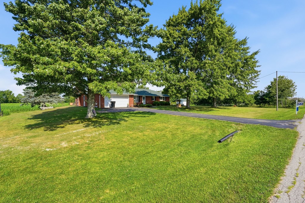2638 Smith Road Property Photo 5