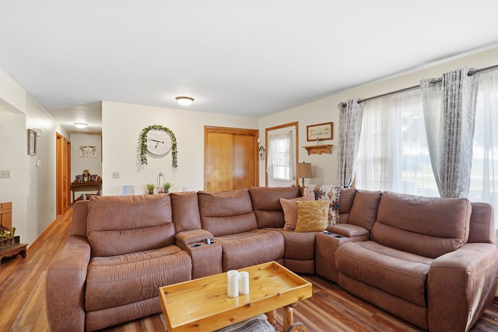 2638 Smith Road Property Photo 8