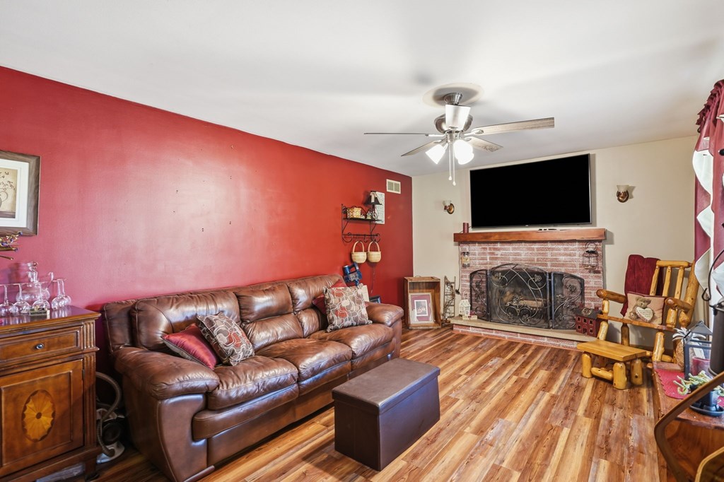 2638 Smith Road Property Photo 12
