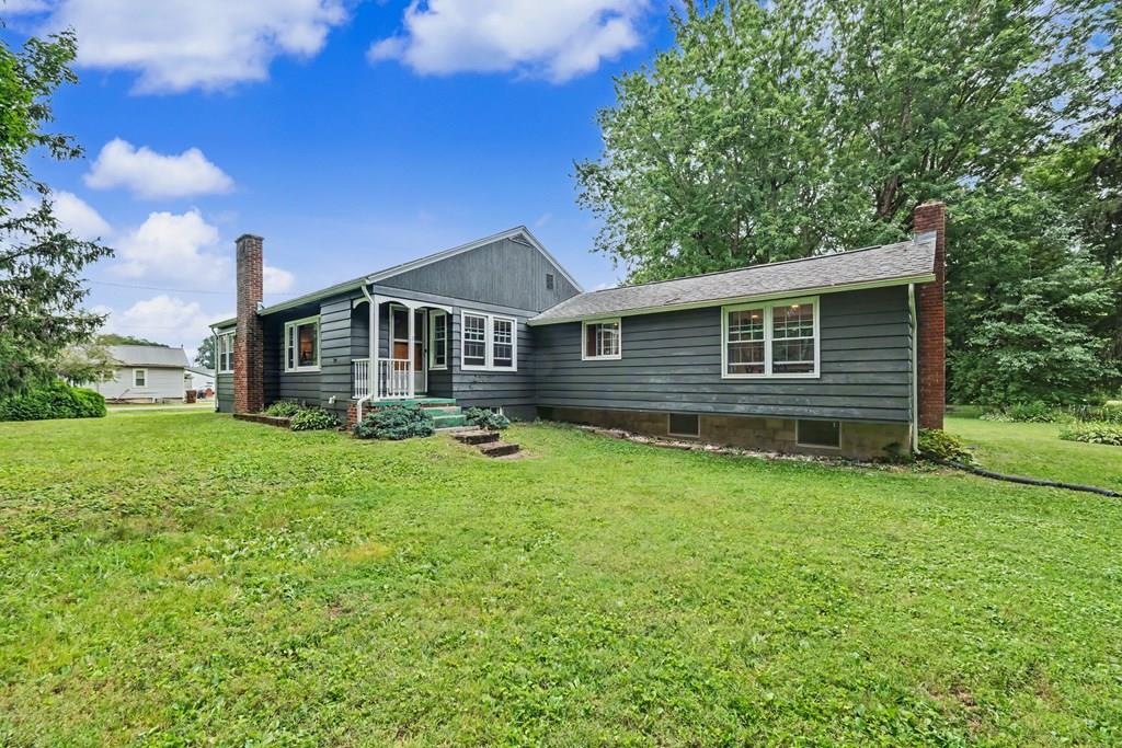 193 West Elm Street Property Photo 1