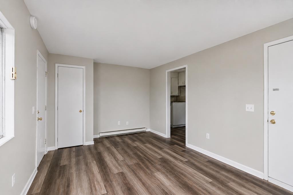 318 Rae Court Property Photo 9