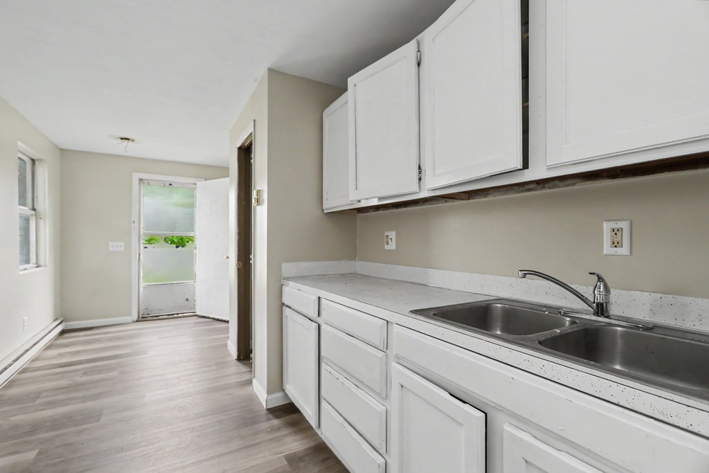 318 Rae Court Property Photo 12