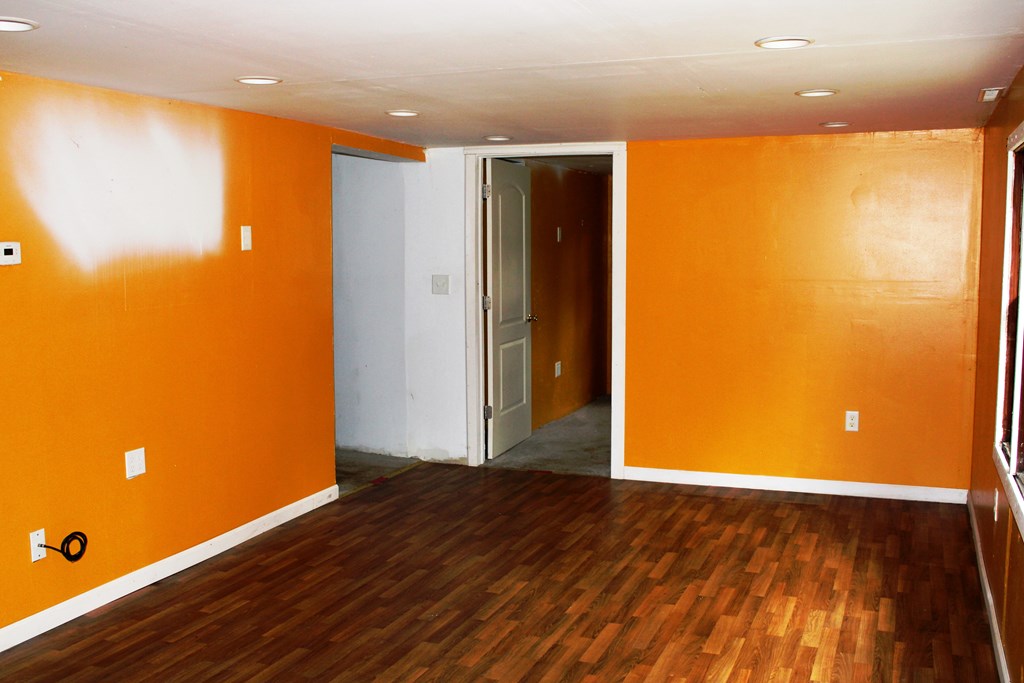 630 Fleming Falls Rd Property Photo 7