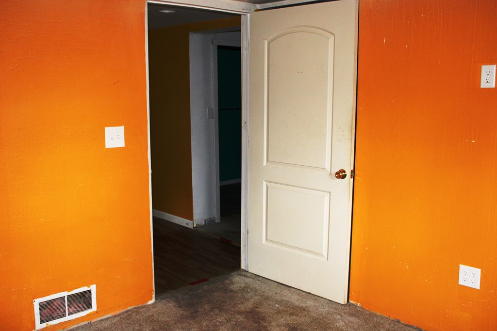 630 Fleming Falls Rd Property Photo 14
